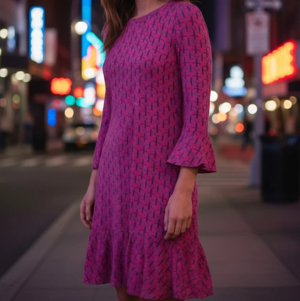 Buckhead Betties - NWT, Maze Runner Mandy Poly-Knit Shift Dress, Ruffled Bottom - Picture 2 of 11